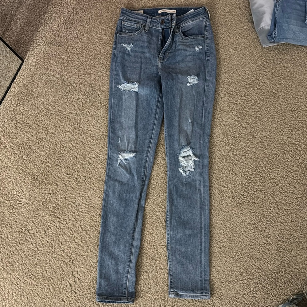 Levi 721 High rise skinny jean